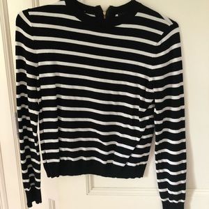 black and white cropped stripped sweater